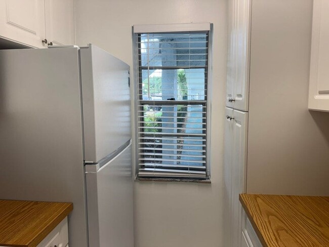 Photo - 2750 Forest Hills Blvd