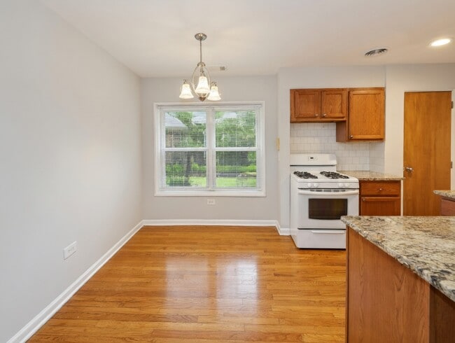 Photo - 6535 N Mozart St Unit 1F