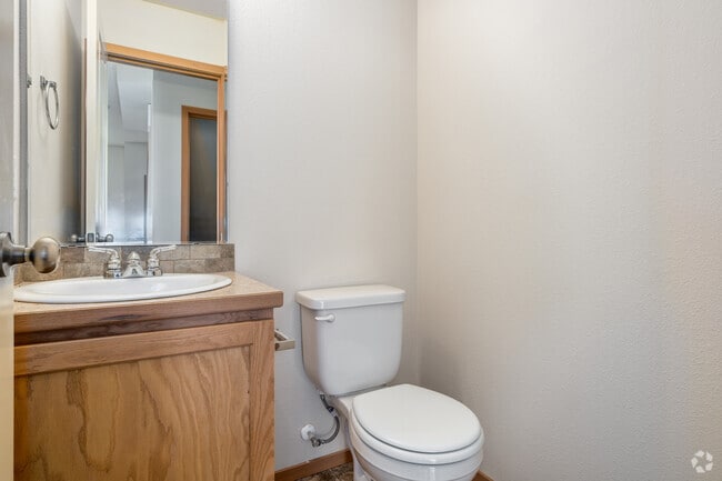 2BR, 2.5BA - 1,106SF - Half Bathroom
