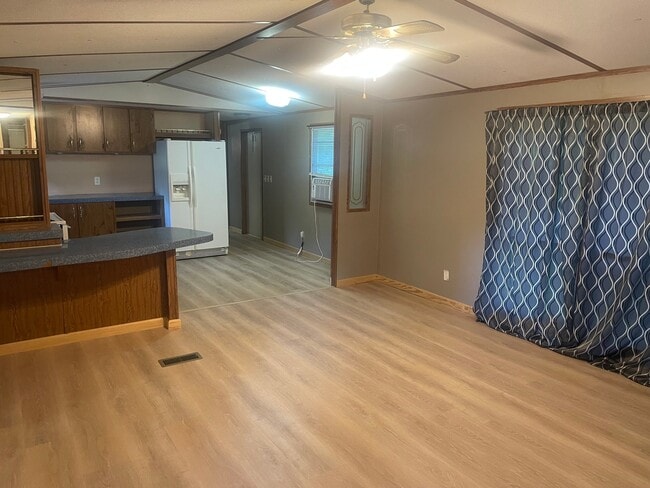 Photo - 5576 Hargrove Rd