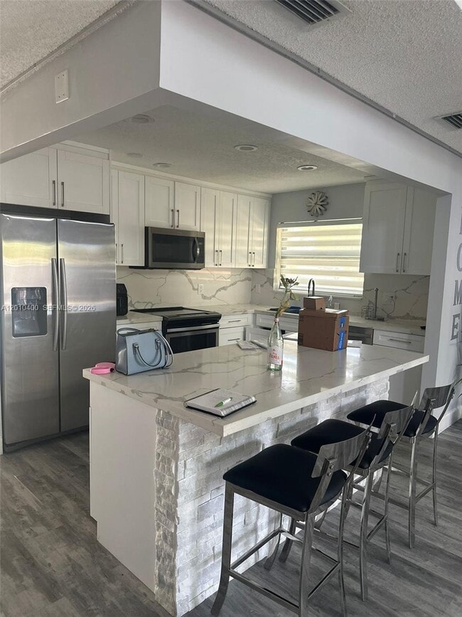 Photo - 7506 NW 33rd St
