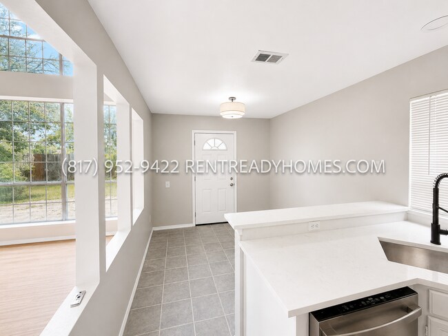Photo - 3405 Plantation Ln