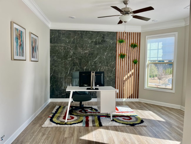 Photo - 6060 Ashborough Park