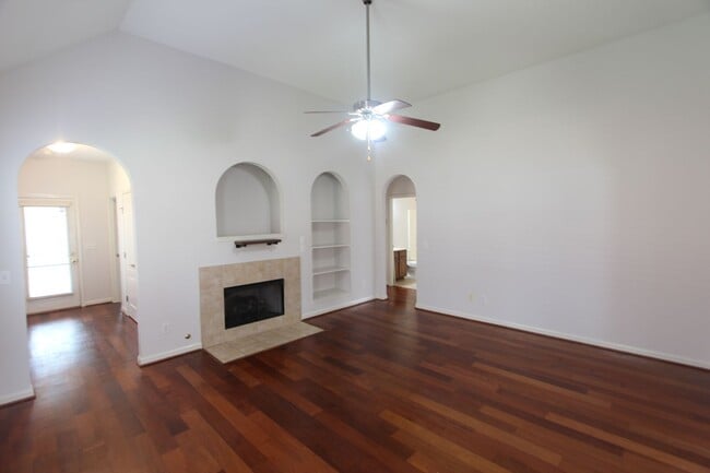 Photo - Homewood Area - Oxmoor Glen - Minutes to Downtown & UAB