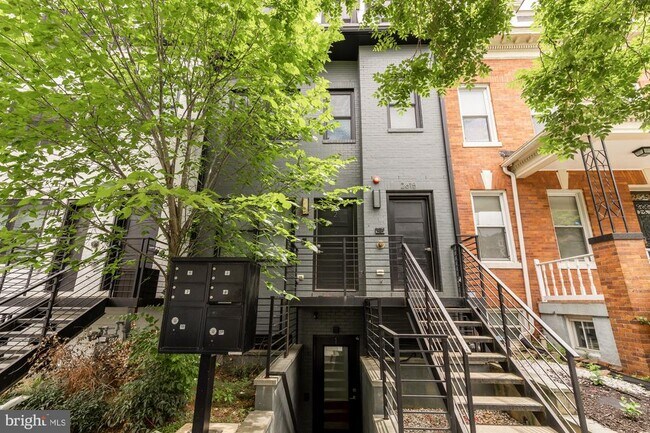 Photo - 2615 University Pl NW Apartment Unit 1