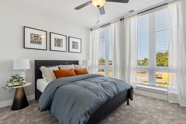 Photo - Rise on Meridian