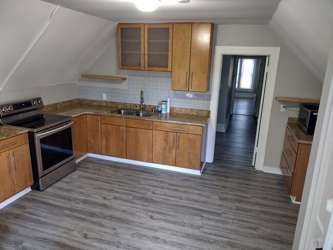 Building Photo - 3607 Waukegan Rd Unit A