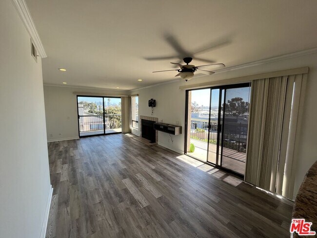 Photo - 3903 California St