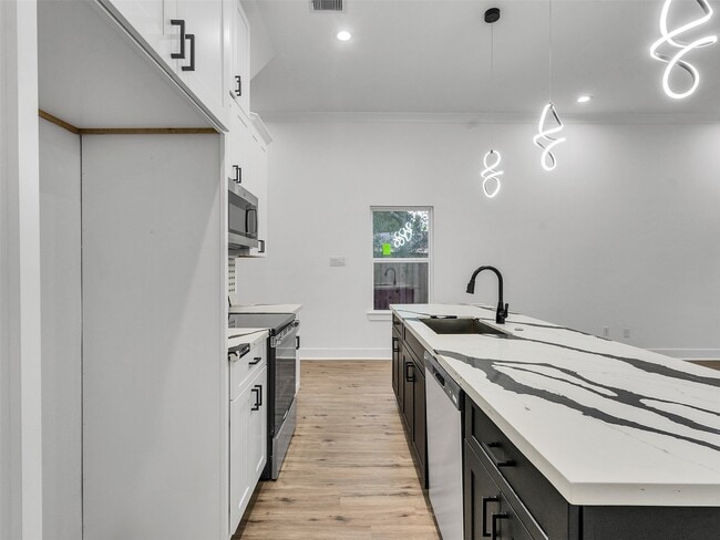 Photo - 7358 Guadalcanal Rd Unidad A