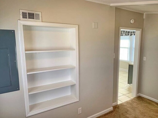 Photo - 910 Lamont St