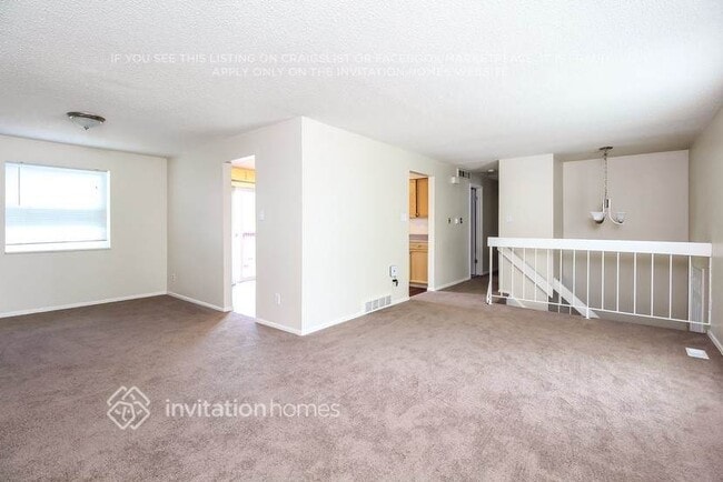 Photo - 10970 Newland St