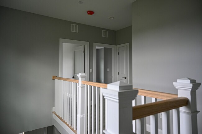Townhomes at 285