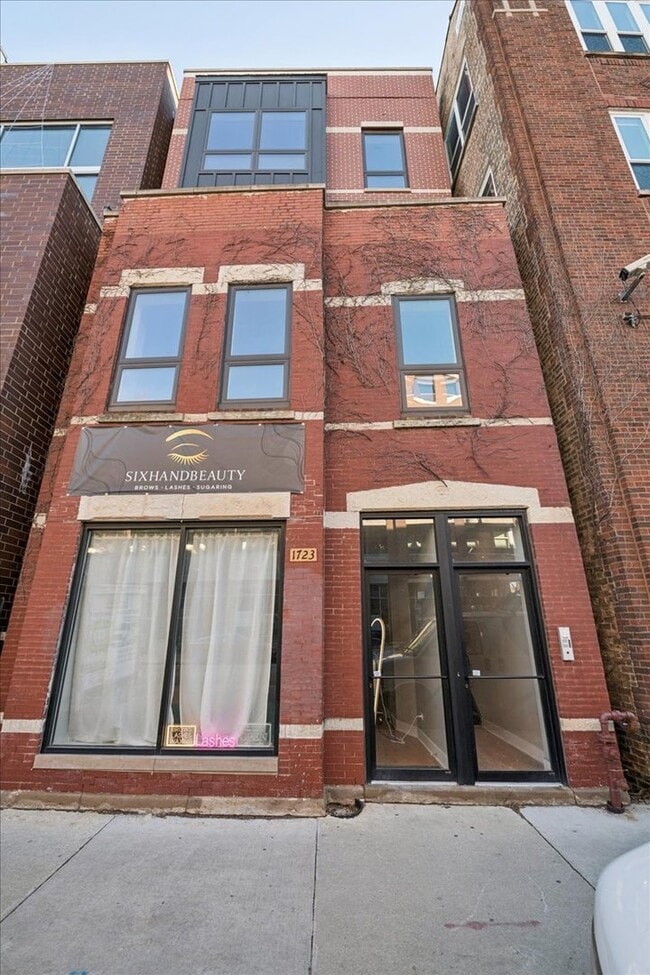 Photo - 1723 W North Ave Unit 1