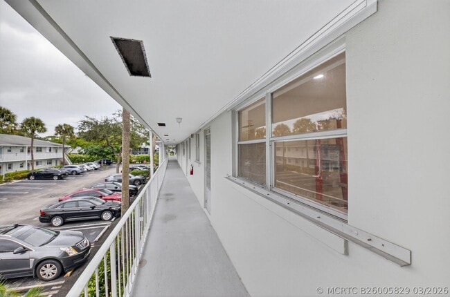 Photo - 2340 SW 22nd Ave Unit 312