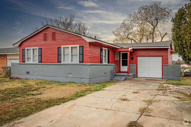 Building Photo - 2342 NW 38th Pl Rental