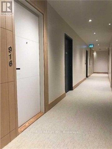 Photo - 99 The Donway W Unit 916