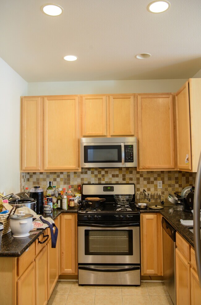 Photo - 205 Town Green Ln