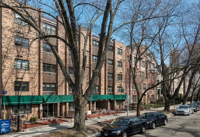 Photo - 665 W Wrightwood Ave