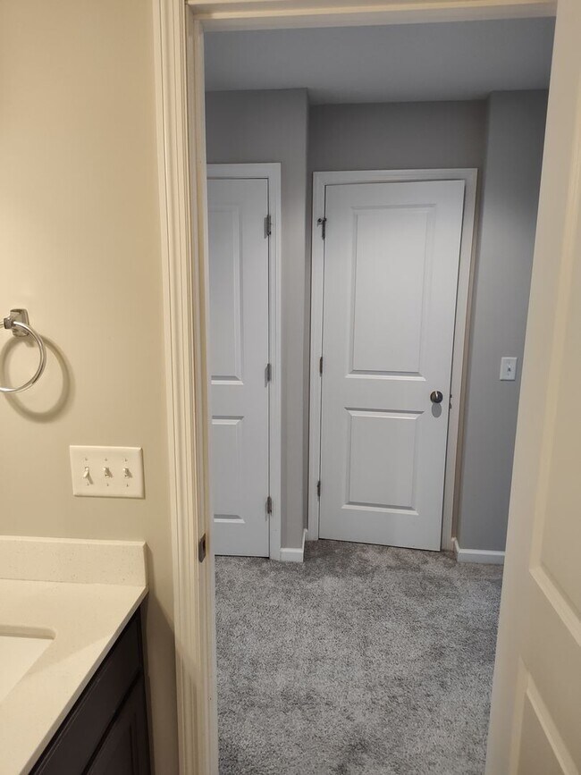 Photo - Great 3 bedroom, 2 bathroom townhome