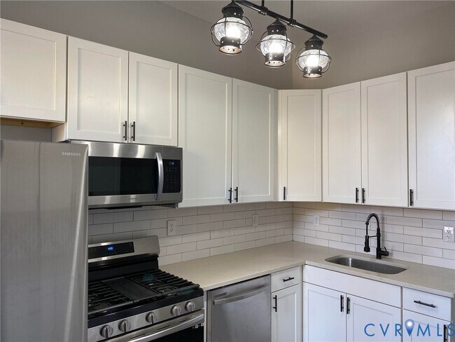 Photo - 1100 W Marshall St
