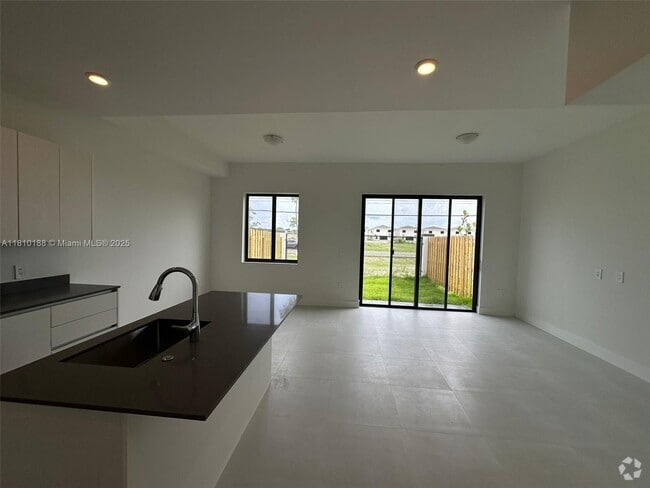 Building Photo - 18977 SW 344th Terrace Rental