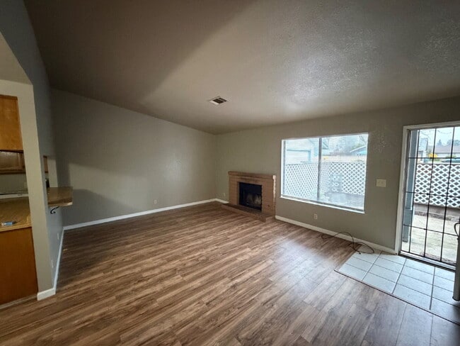 Photo - North Merced Near the college-Spacious 2-Bedroom Duplex Retreat: Modern Comfort with 2 Full Baths...