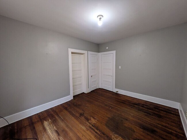 Photo - 1275 Doucette Ave