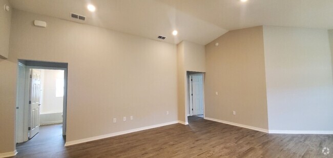 Building Photo - 1-Year Old, Like New!! 4-Bedroom, 2-Bathro... Rental