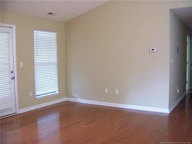 Photo - 1878 Tryon Dr