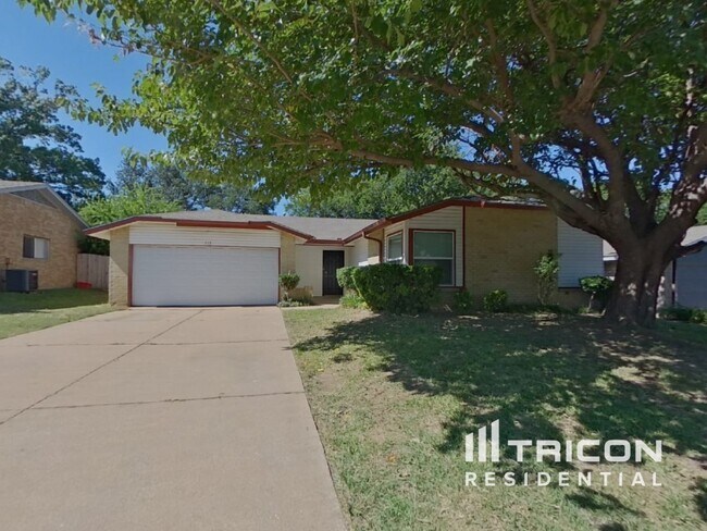 Photo - 713 Cavendish Dr