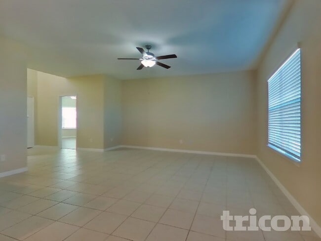 Photo - 401 Palomino Stand Dr