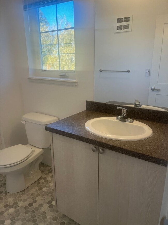 Photo - 1610 SW Juniper Ave Unit 1610 101