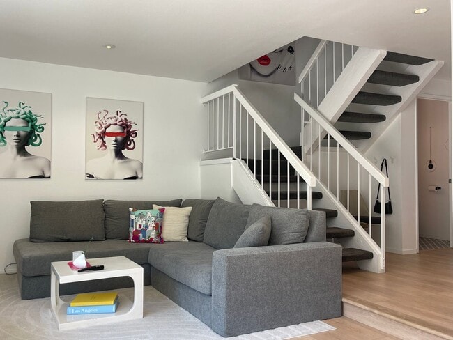 Building Photo - Stylish 3BR Townhome with Garage in Prestigious Woodbridge, Irvine