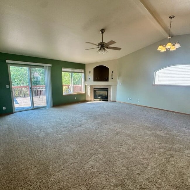 Photo - Charming 4 bedroom in a great neighborhood!