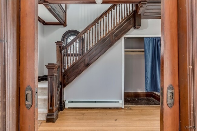 Photo - 121 Haley St