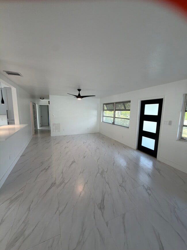 Photo - 1184 Milano Dr