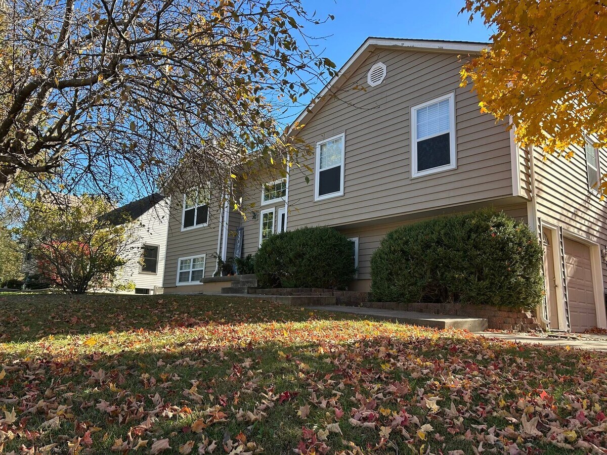 Photo - 1307 Park Dr