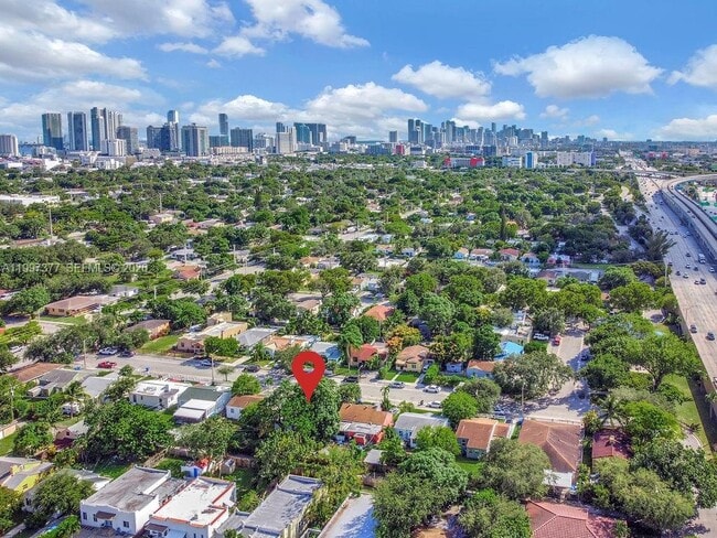 Photo - 547 NW 49th St