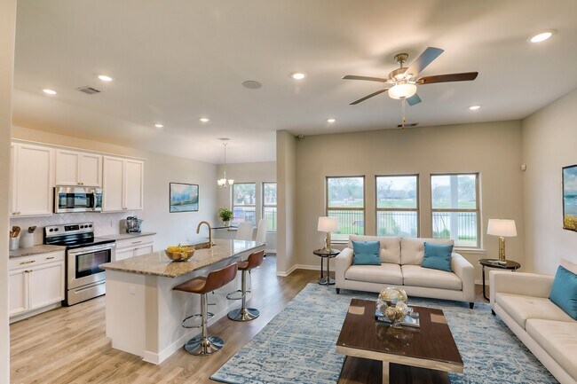 Photo - 201 Bryan Wy