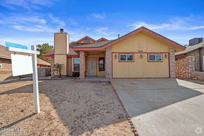 Building Photo - 1433 Sierra De Oro Dr Rental
