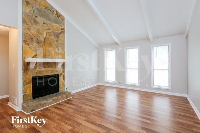 Photo - 2639 Windmere Dr NW