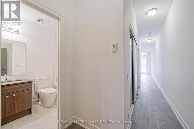 Photo - 2 Manderley Dr Unité 104