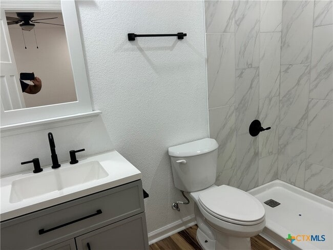 Building Photo - 612 S 26th St