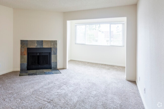 1 BR, 1 BA - 755 SF