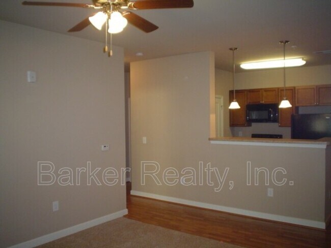 Photo - 3722-306 Burt Drive