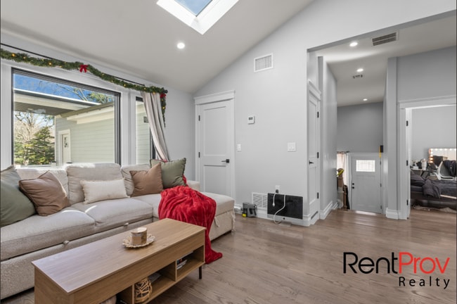 Photo - 517 Country View Dr