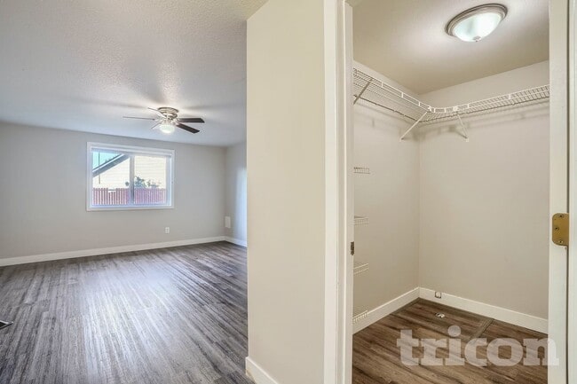 Photo - 803 NW 20th Cir