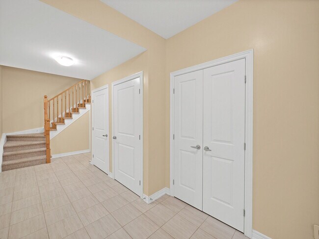 Photo - 77 Diana Ave