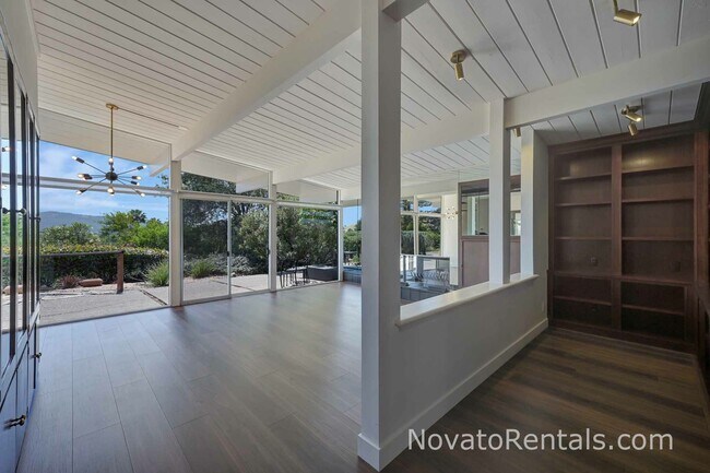 Photo - 748 Beechnut Ct