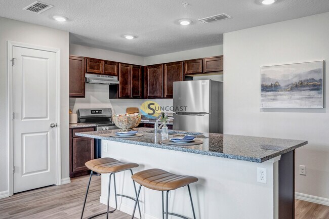 Photo - Sweetbay Apartments